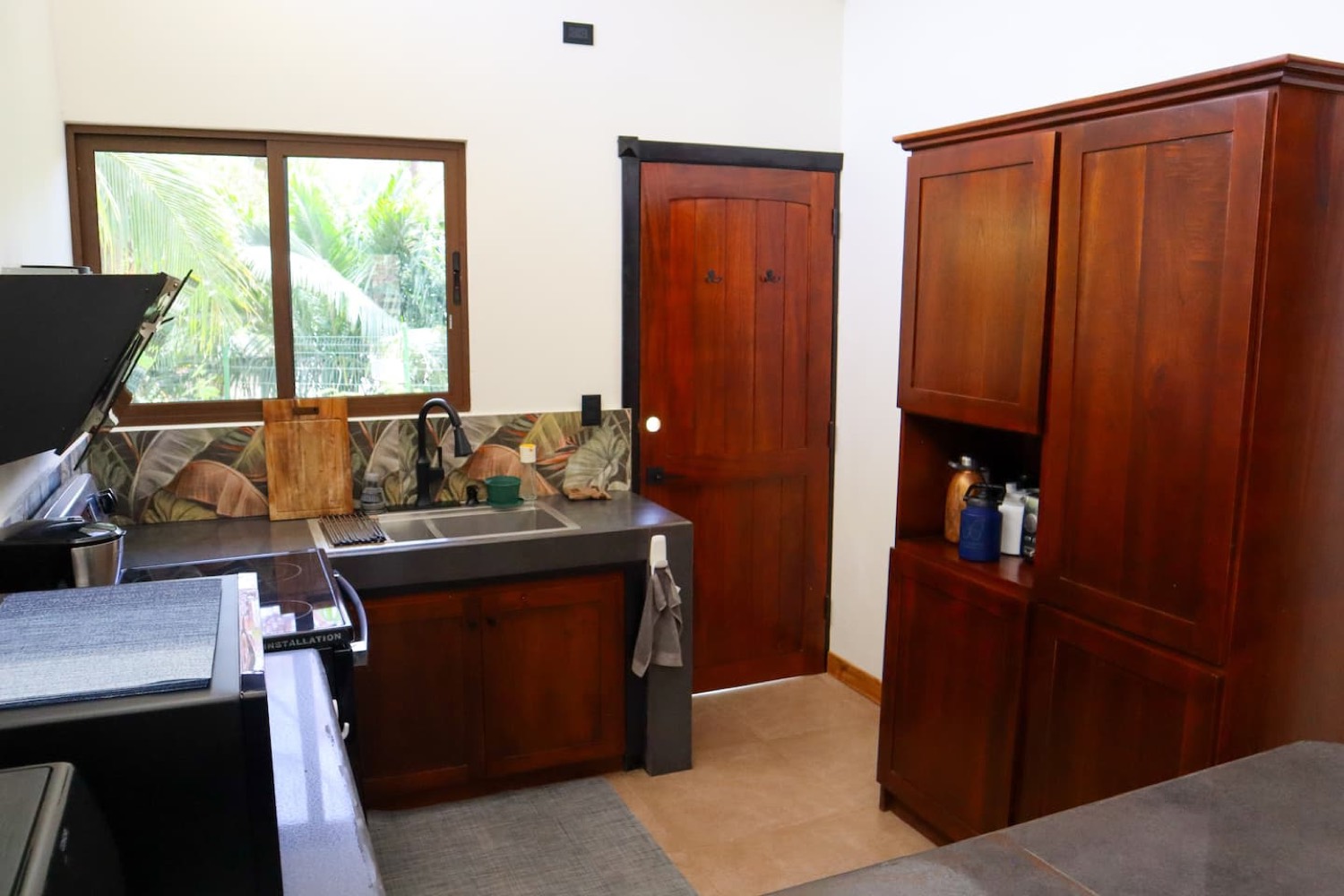 Casa Morpho · Jungle Hideaway Above Playa Barrigona
